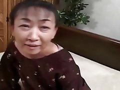 Sperma v obličeji, Babičky, Chlupaté, Japonsko